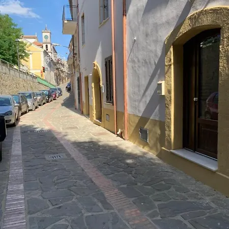 Civico Sei * Altavilla Silentina
